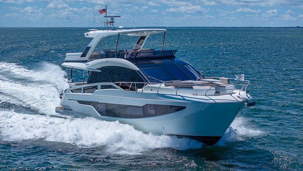 2025 68 ft Galeon Rickenbacker photo 4
