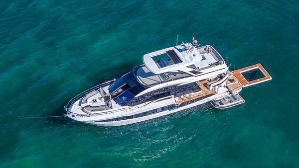 2025 68 ft Galeon Rickenbacker photo 8