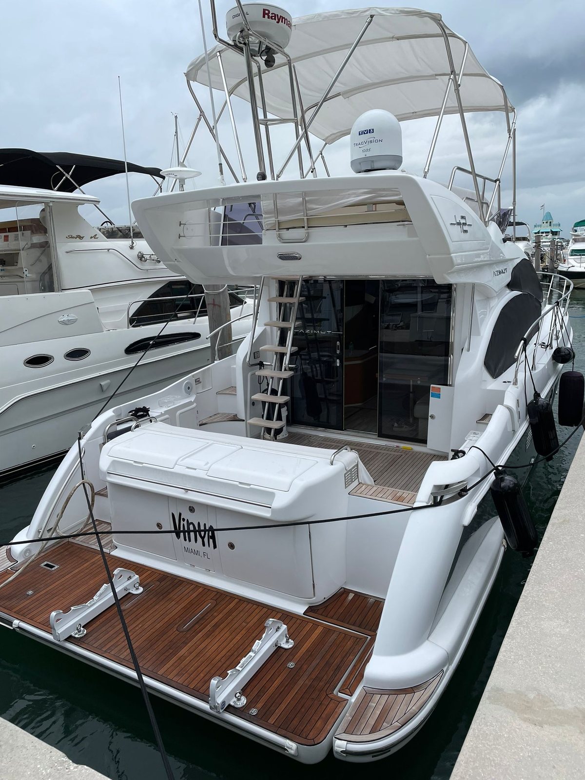 Azimut 42 Vinya Flybridge photo 8